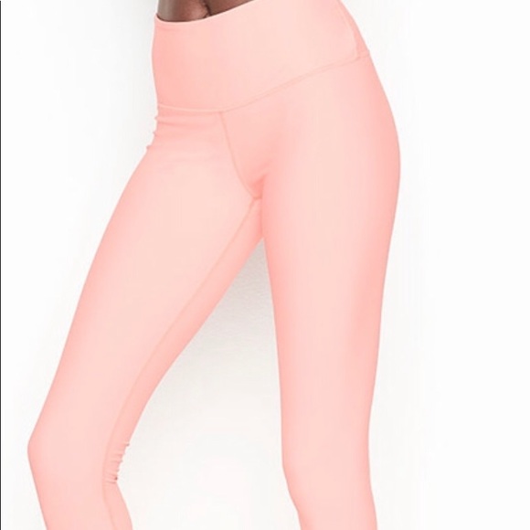 Victoria Sport Capri Legging Pink 